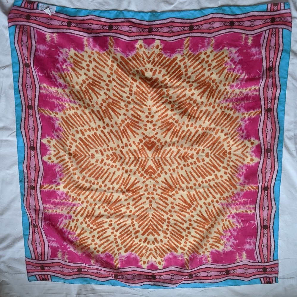 Bright colorful square scarf - Picture 3 of 4